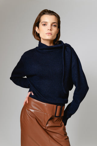LEILA01PM_NAVY_2